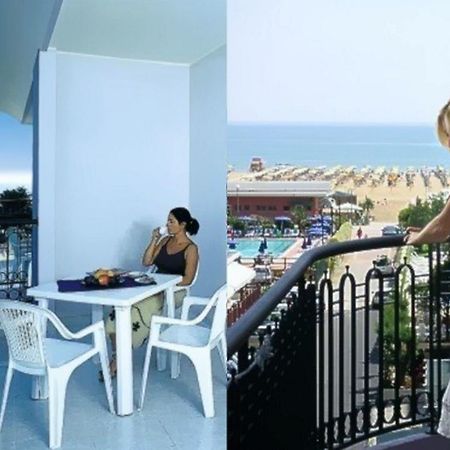 Residence Regent Beach Bibione Exteriör bild